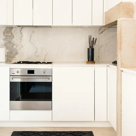 Apartment Plum Guide - Afterglow